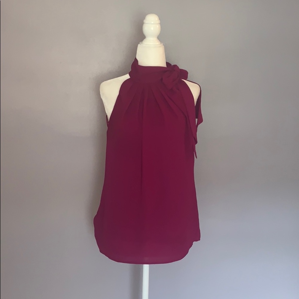 Neck tie blouse